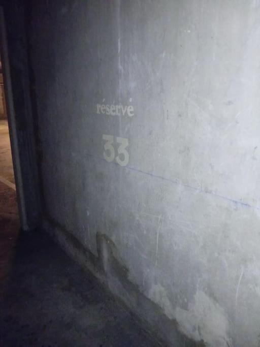 T2- 40 M2- Place Parking Souterrain -fibre Appartement Limoges