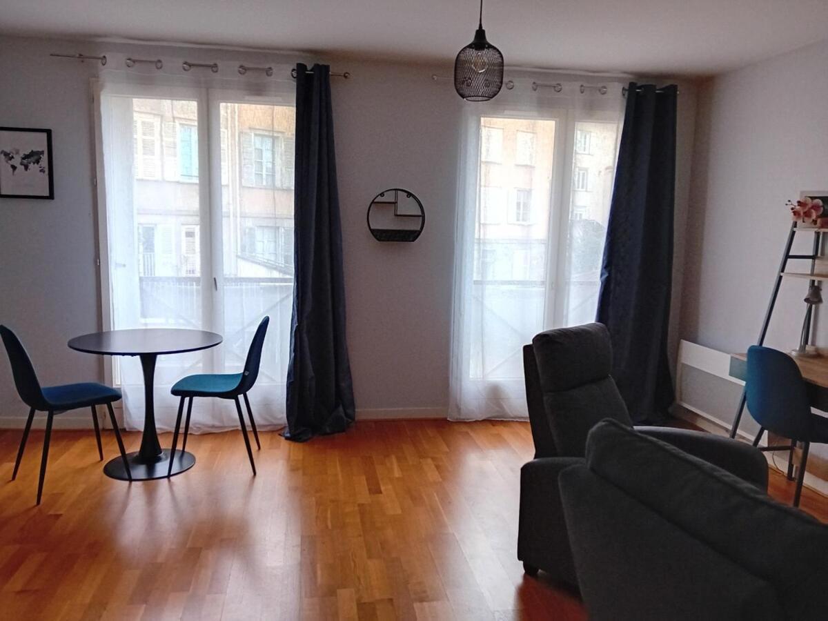 T2- 40 M2- Place Parking Souterrain -fibre Appartement Limoges