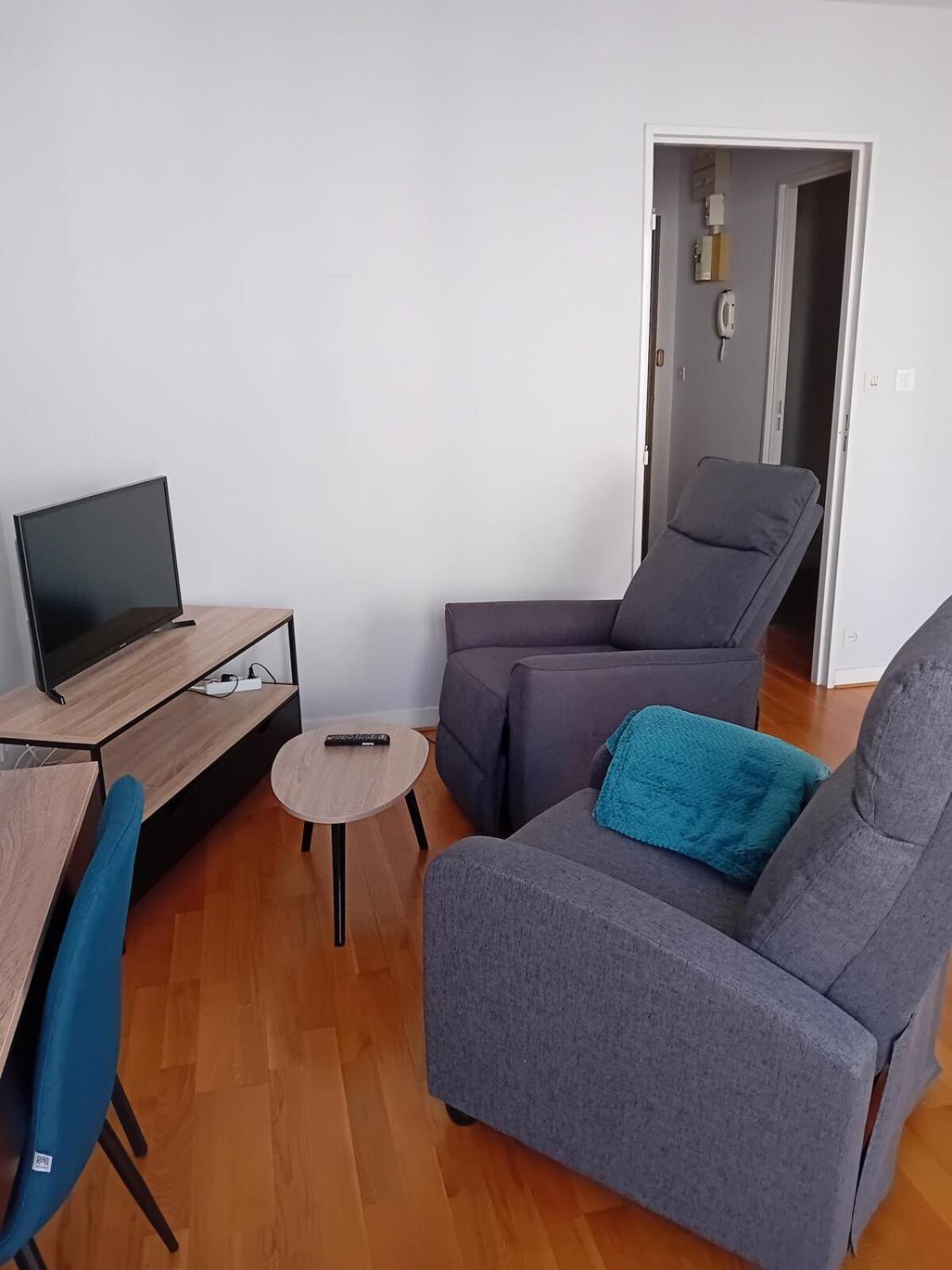 T2- 40 M2- Place Parking Souterrain -fibre Appartement Limoges